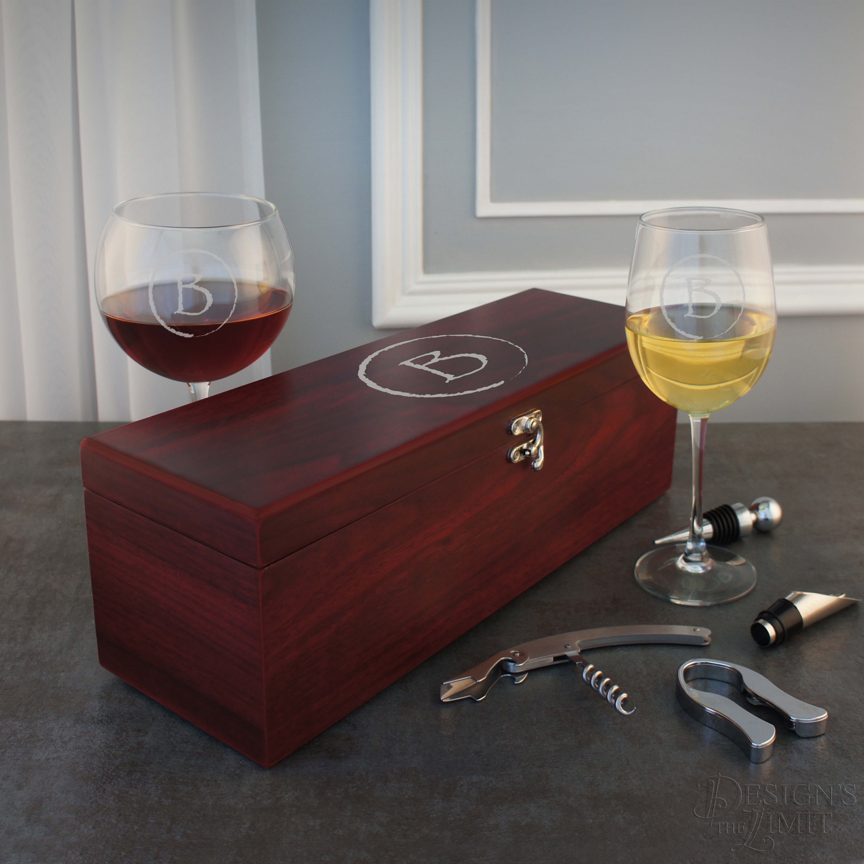 Personalized Rosewood Wine Gift Set Engraved Case With Monogram Design ...