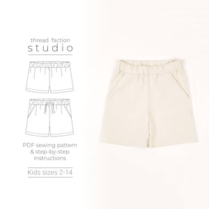 Op de afbeelding: Een digitaal naaipatroon voor kinderbroeken. Het patroon bevat instructies voor maten 2-14. De afbeelding toont een lijntekening van de broek en een foto van het afgewerkte product.