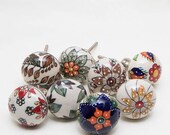 Set of 8 Big Beauty Ceramic Knobs