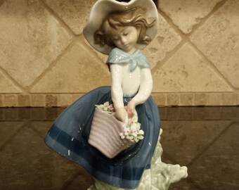 Early Impressed NAO Mark, by Lladro, ANGEL With HARP, Made in