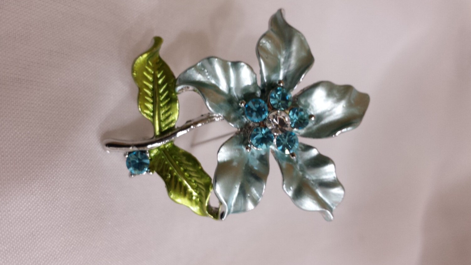 NEW Gruen Watch and 2 Pin Brooches Teal Drangonfly and Teal 