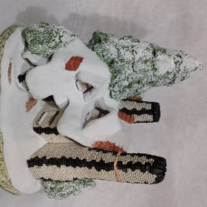 David Winter The SNOW Cottage 1984 RETIRED in original box, with COA