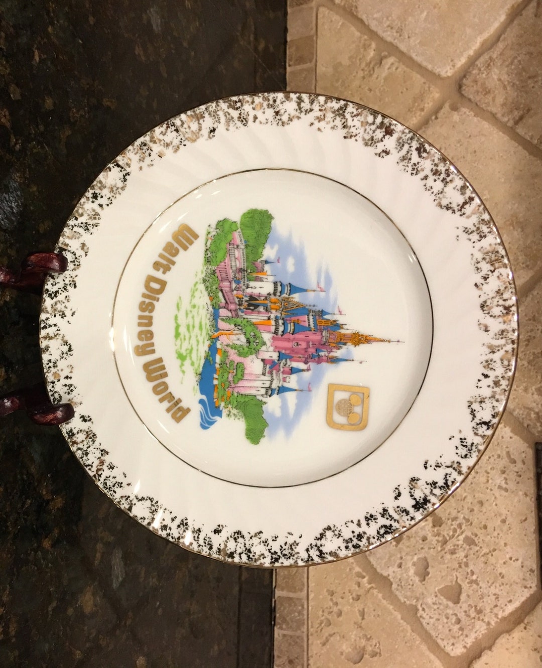 WALT DISNEY WORLD Wall Plate With Gold Trim. Made in Japan. - Etsy