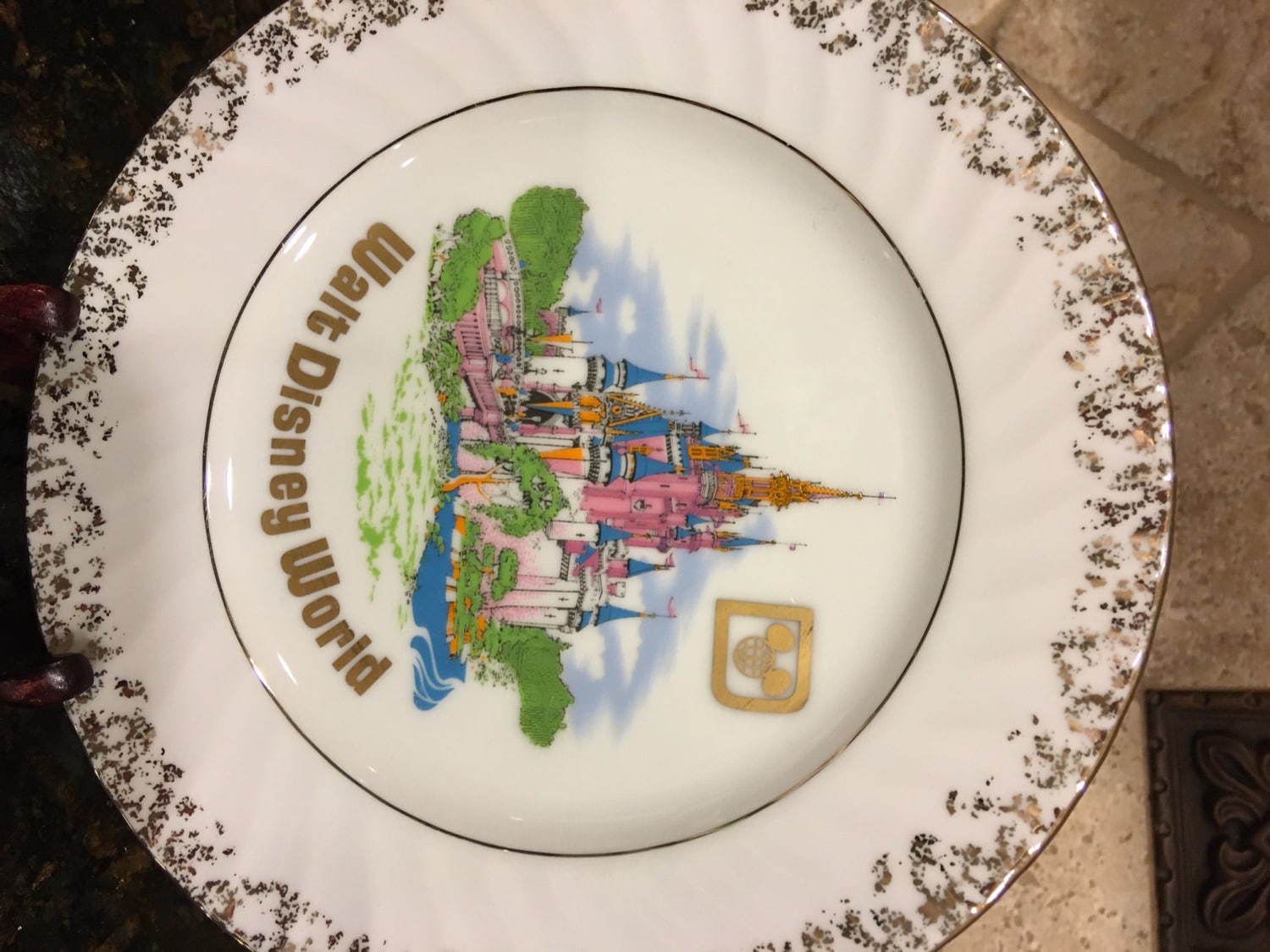 Walt Disney World 小皿 ディズニーパーク　日本製　アンティーク Walt Disney World 小皿 ディズニーパーク 日本製 アンティーク 【公式