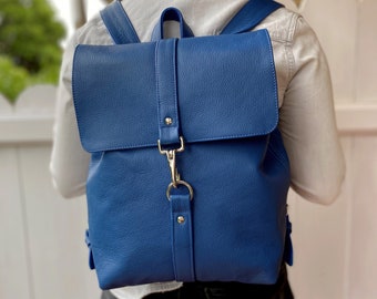 Sac à dos en cuir bleu fabriqué à la main au Royaume-Uni - Option personnalisée