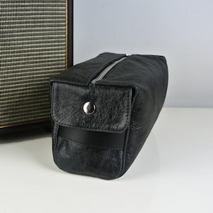 Personalized Black Leather Wash bag - Dopp Kit - Toiletry Bag - Handmade