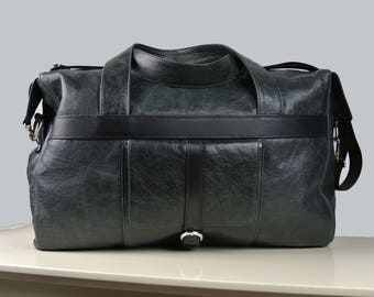 Handcrafted Black Leather Travel Bag - Personalised - Leather Holdall - Overnight Bag - Duffle Bag - Italian Leather - UK