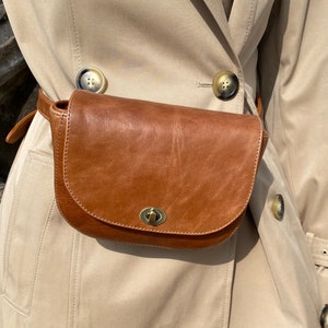 Tan Convertible Belt Bag / Shoulder Bag image 2