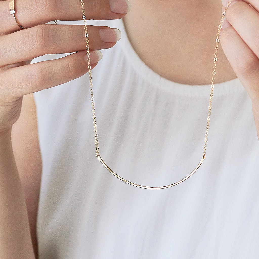 Balance bar necklace sale