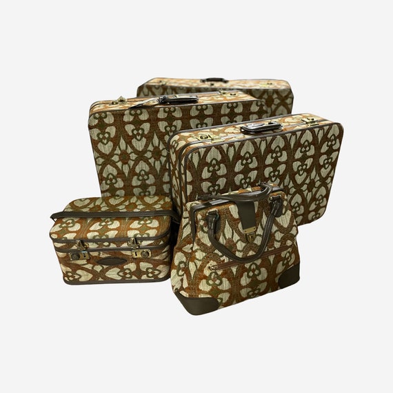 Spectacular 5 Piece Vintage Luggage Set in Excelle