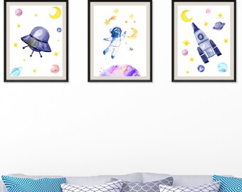 Stampe artistiche per la cameretta dei bambini nello spazio: set di razzi, astronauti e UFO