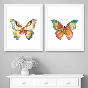 Butterfly Watercolor Art Prints: Colorful Nature Wall Decor (Set of 2)