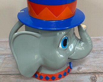 Vintage Ringling Bros. and Barnum & Bailey Circus Elephant Mug, The Greatest Show on Earth  Flip Top Plastic Souvenir Cup