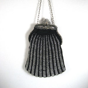 Vintage Antique Victorian Crocheted Cut Steel Bead Purse. Filigree Silver Tone Frame