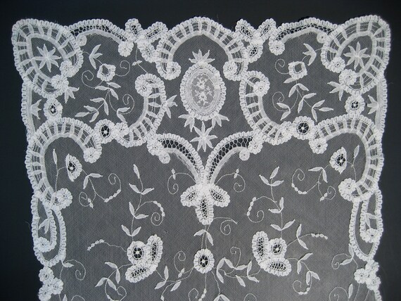 Antique Princesse Lace Net Bridal Veil or Shawl, … - image 3