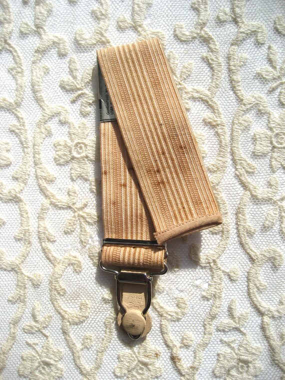 Vintage 30's Adjustable Peach Sew On Replacement … - image 2