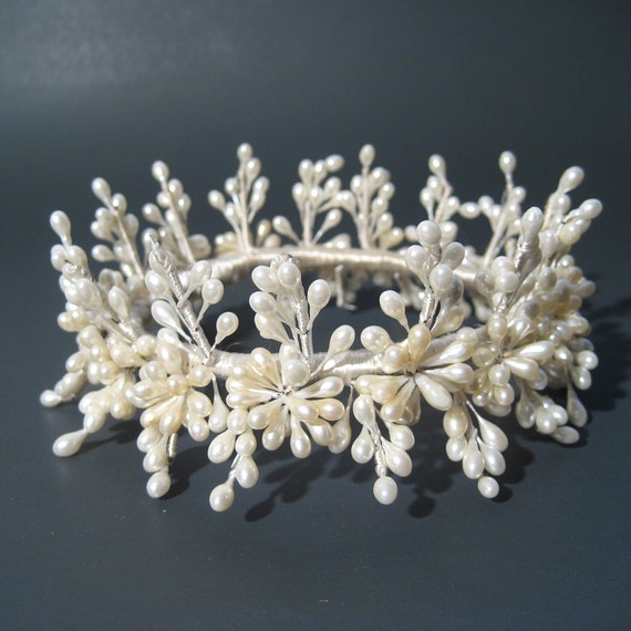 Vintage 40's Wax Flower Pearl Bud Crown. Flower Gi