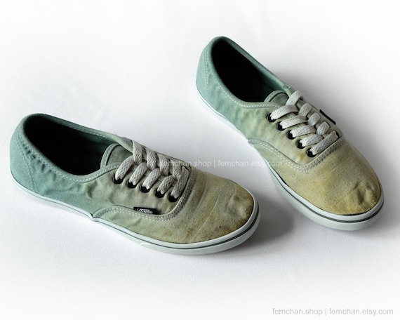 Vans Authentic Lo Pro skate shoes, green tie dye sneakers, dip dye upcycled vintage shoes, ombré plimsolls, 36,5 (UK 4, us wo 6.5, us men 5) Vans Authentic Lo Pro skate shoes, green tie dye sneakers, dip dye upcycled vintage shoes, ombré plimsolls, 36,5 (UK 4, us wo 6.5, us men 5)