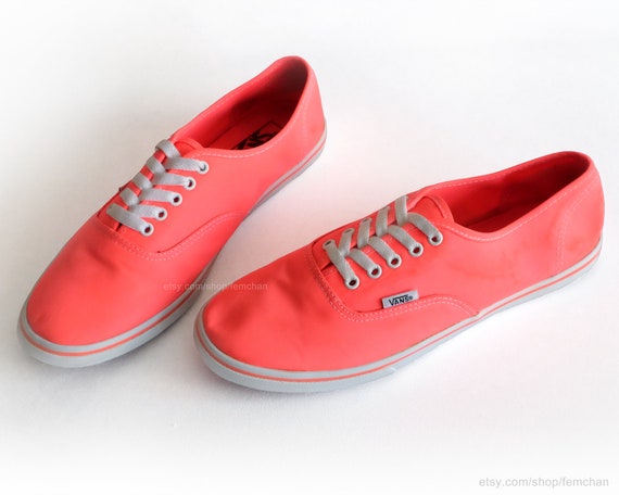 red vans low pro