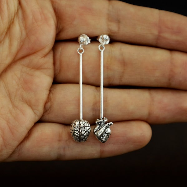 Boucles d’oreilles cœur anatomiques en argent sterling, boucles d’oreilles cerveau humain, boucles d’oreilles cœur et cerveau, boucles d’oreilles cœur humain, anatomiques