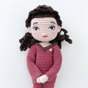 Deanna - Crochet Amigurumi Doll Pattern -  PDF download