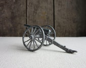 Vintage Lead Canon, Miniature Accessory for Lead Soldiers, Ammo,Lead Soldier Accessories,Vintage Metal Toys,Lead Canons,Soldiers,Silver,Lead