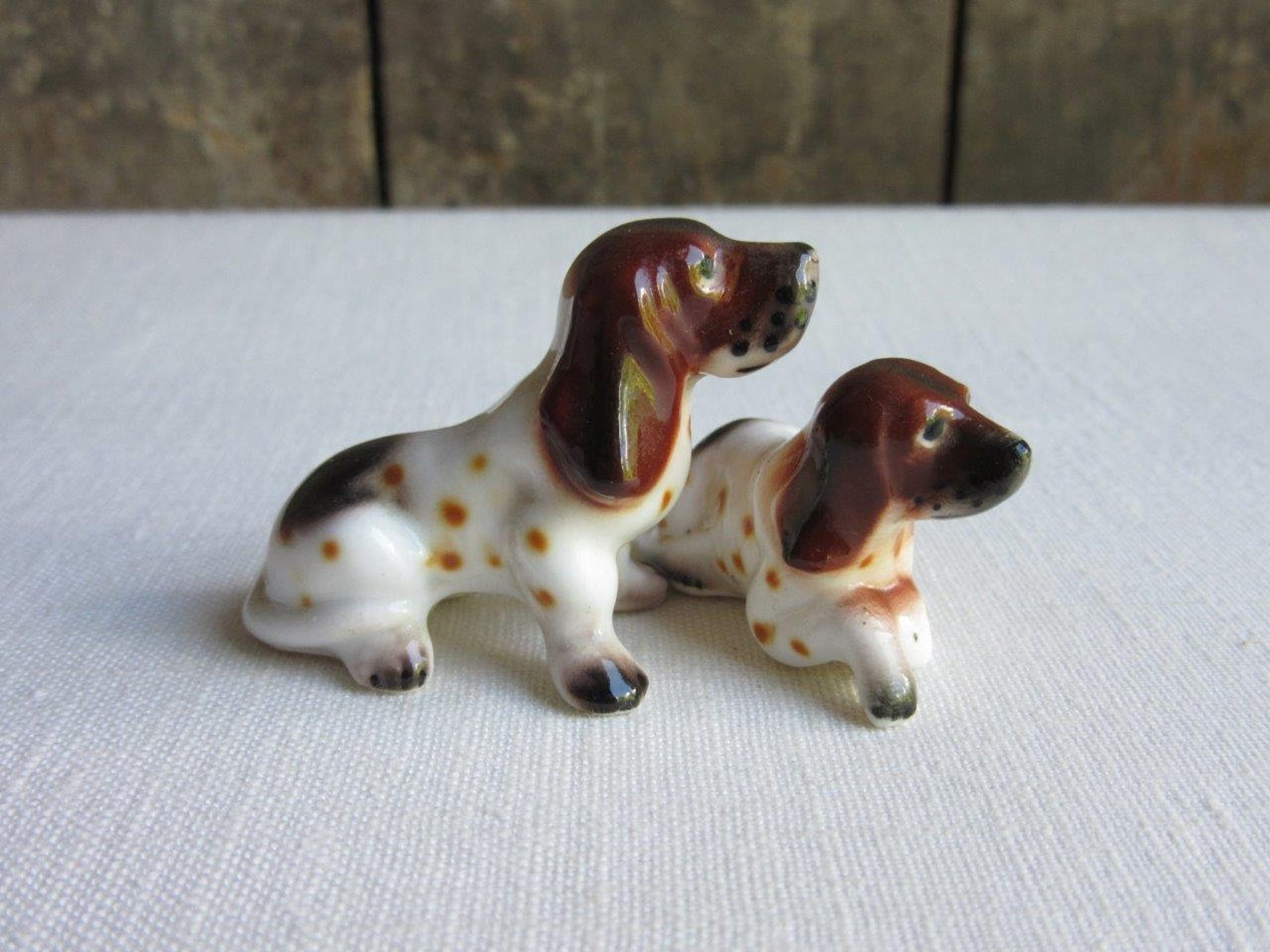 Vintage Miniature Beagle Figurines Dog Figurine Tiny Etsy