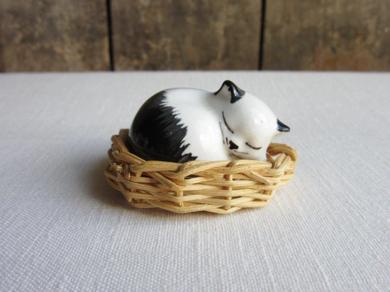 Vintage Szeiler Curled Sleeping Cat Figurine Basket Black & Etsy