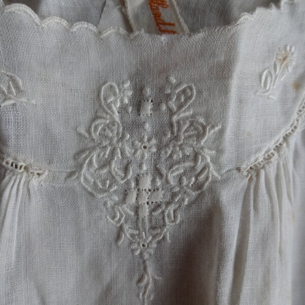 Antique Baby Gown, White, Ecru, Bisque, Applique, Flowers, Simple, Vintage Childrens Clothing, Infant, Baby, Cotton Shift, Slip, Nightie