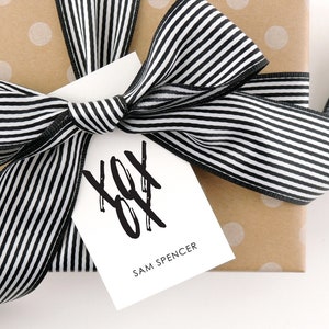 Etiquettes cadeaux à monogramme - Etiquettes cadeaux personnalisées - Etiquettes personnalisées - Cartes de visite - Etiquettes cadeaux - Pour fille - noir + blanc, XOXO