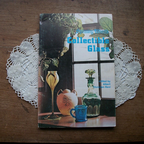 Collecting Guide Spinning Wheels Glass ID Book History Techniques Blown Glass American Glass Mother of Pearl Opalscent Cut Iridescent Glass