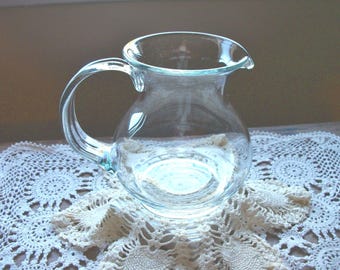 Fine Crystal Glass Pitcher w Large Applied Handle and Ice Lip Makes a Great Centerpiece Vase 20 Fluid Oz Capacity
