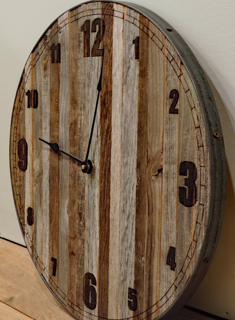 18 Inch Rustic Country Wall Clock Wooden Farmhouse Decorative Etsy