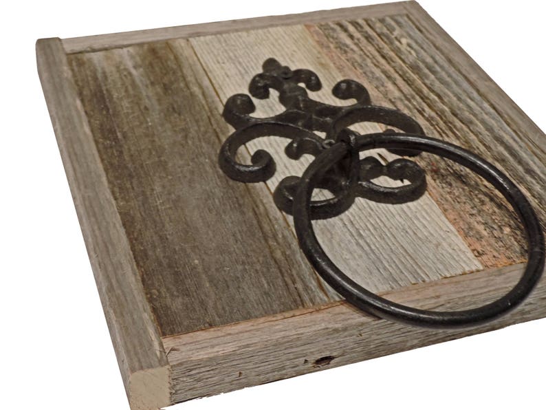 Decorative Wooden Bathroom-Kitchen Towel Hanger Country Bathroom decor. Reclaimed Barn Wood Rustic Farmhouse Wall Mounted Hand Towel Ring