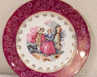 Pretty Vintage Burgundy Gold Trim Saucer Man Lady Woman Courting Japan