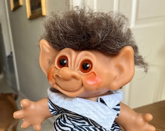 Troll doll top brown hair