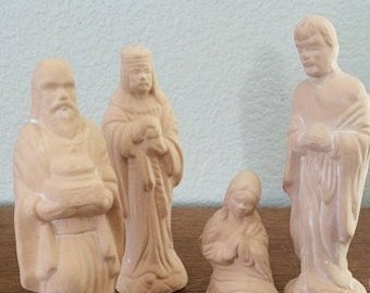 Vintage Terra Cotta Nativity 5 piece Set Wise Men ,Mary, Joseph and Baby Jesus
