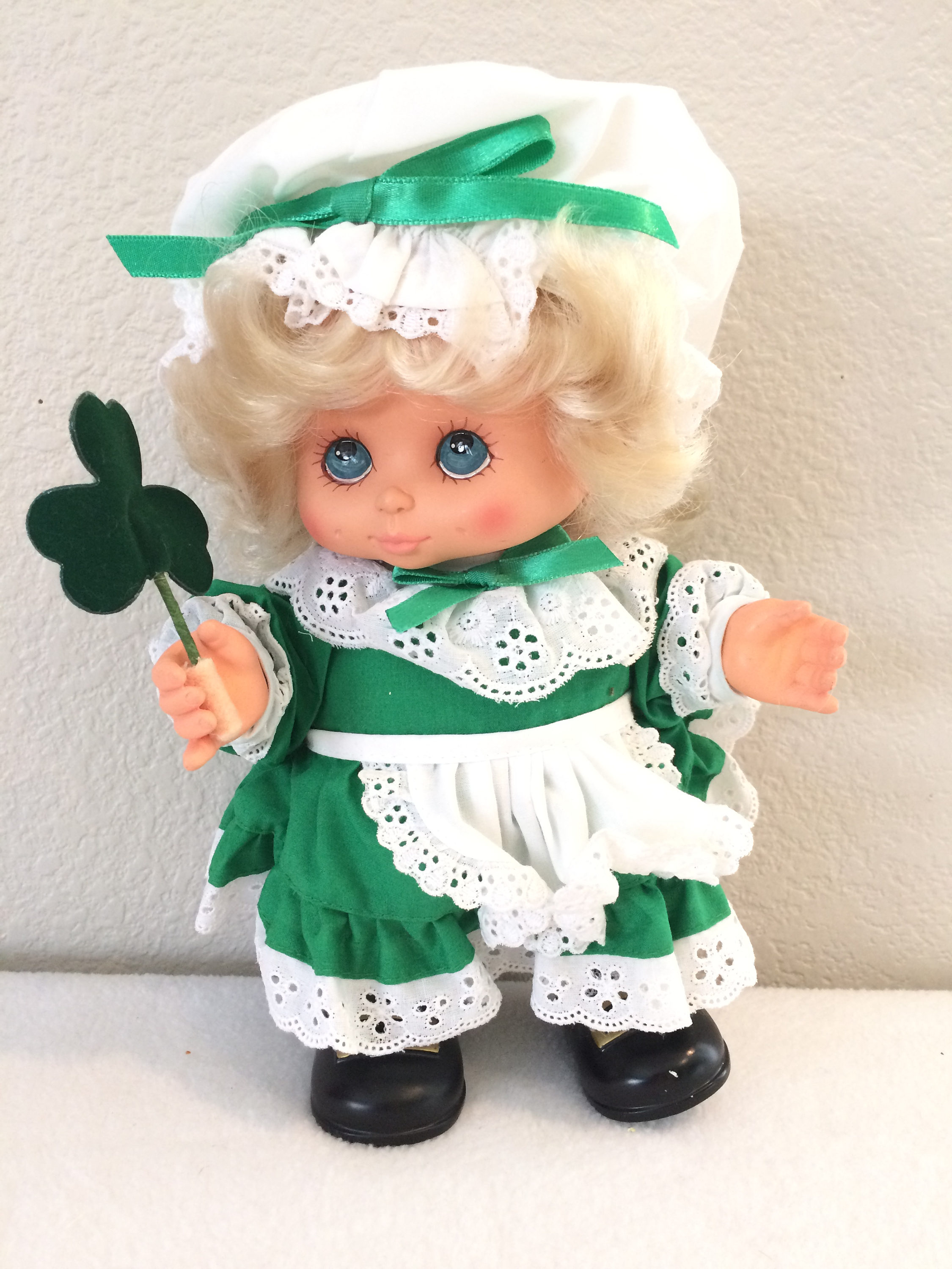 brinn's 1991 collectible dolls