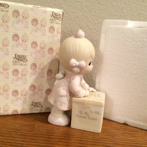 Precious Moments 1987 Collectors Club &quot;Sharing is Universal&quot; #E-0007