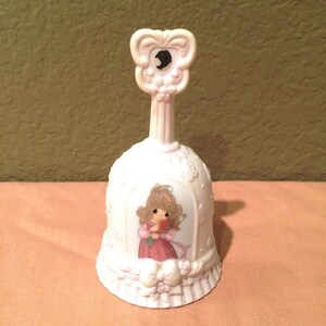 Vintage 2000 Kostbare Momenten Bell &quot;Love&quot; Collectible Bells