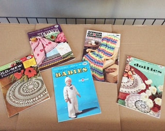 Vintage lot of Magazines 1959-1976 Coats & Clarks Books 111, 124, 138, 200 and 255 Collectible Rare Magazines Crochet Sewing