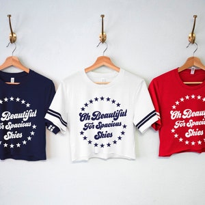Oh hermoso para cielos espaciosos 4 de julio camisa a rayas, camisas patrióticas mujeres, camisetas de mujer del 4 de julio, blusas cortas del 4 de julio