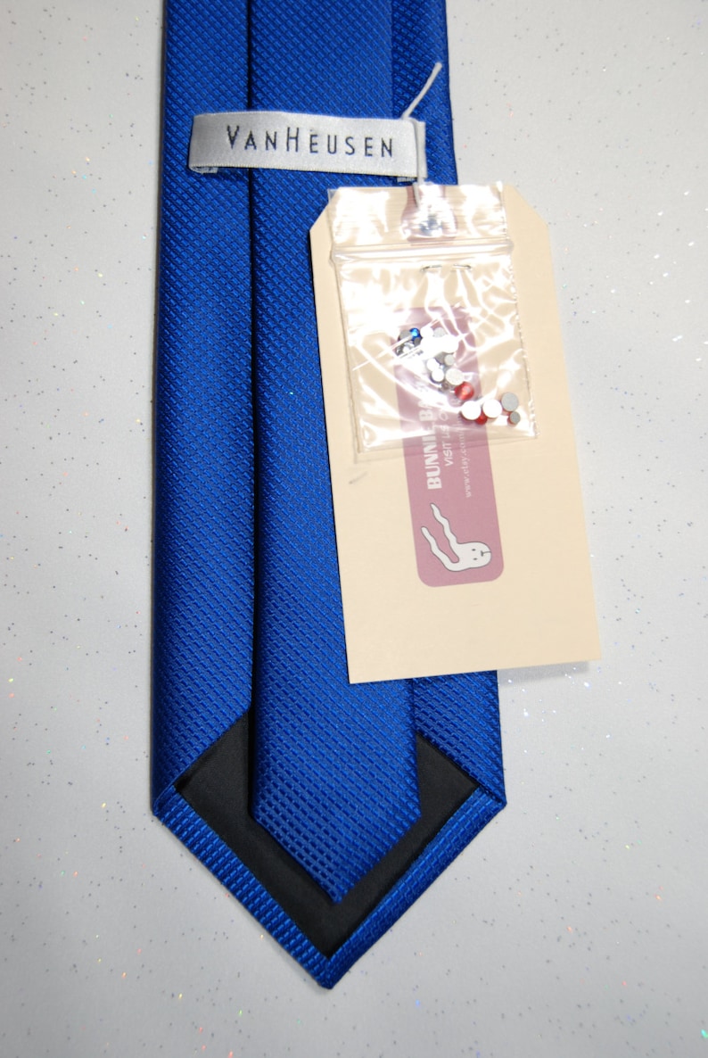 white and blue rhinestone necktie with hanky Red