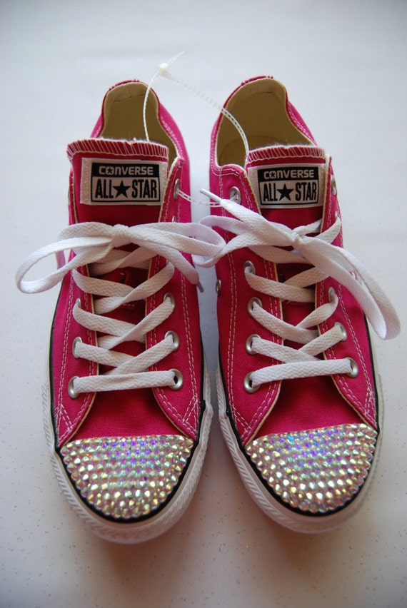 dark pink converse