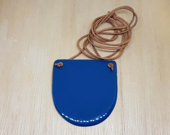 Free shipping within Australia! Handmade navy blue resin pendant necklace