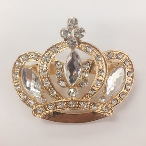 Broche con forma de corona de oro de inspiración vintage de 47 mm x 55 mm para usar como adorno para ramo de boda, recuerdo de boda o aplique para vestido