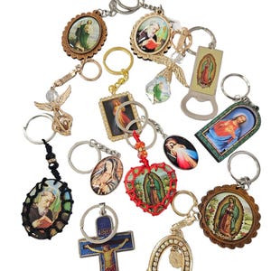 Set of 12 different religious saints Guadalupe saint Jude Jesus keychain - Recuerdos de mi Bautizo - Communion Favors, Recuerditos