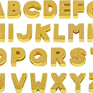52 piezas de letras del alfabeto en metal dorado liso, letras inglesas o elige tu propia letra; se adapta a pulseras, llaveros y muñequeras deslizantes de 8 mm