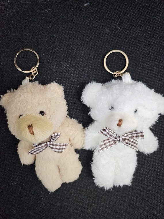 teddy bear Faux Fur Keychain Baby Shower Favor / Game Prize / Party Favor / Guest GiftTeddy Bear Key Chain