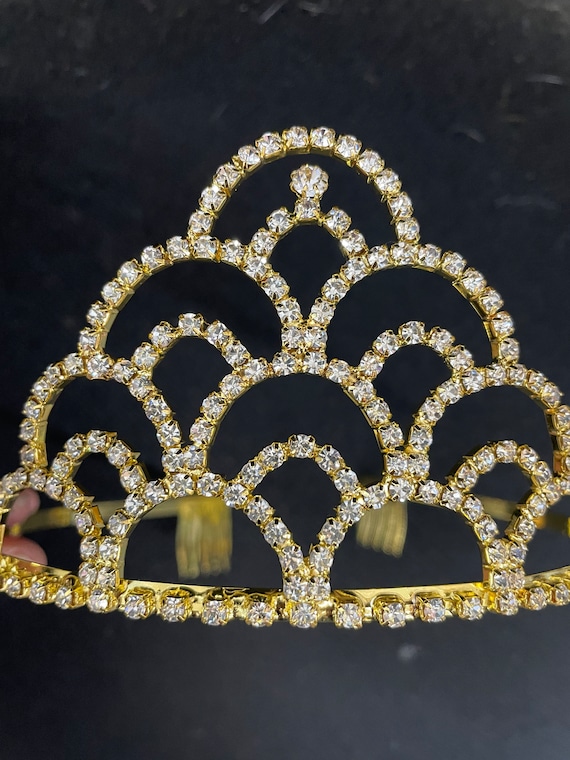  Anderson's Gold Metal Crown Centerpiece Decoration, 8